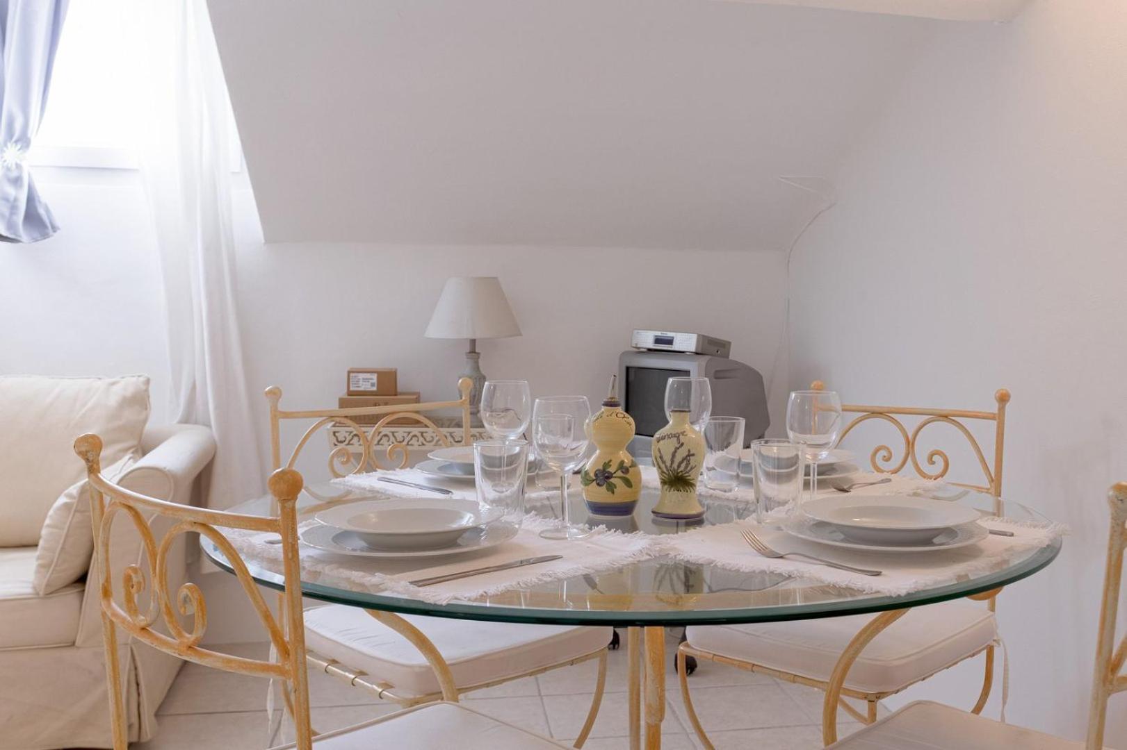 The Swiss Nest - Cozy And Comfortable Retreat Appartement